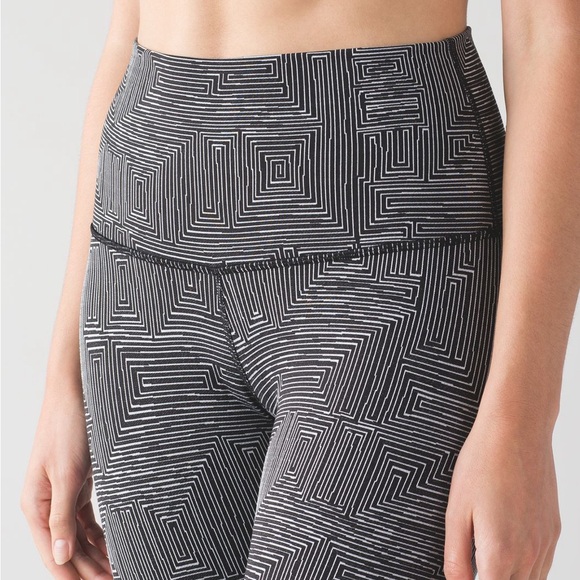 Lululemon Wunder Under Pant Hi-Rise - Picture 3 of 7